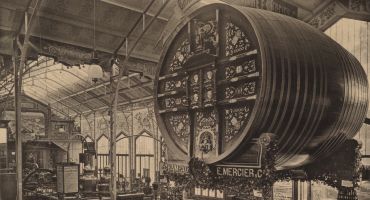 Foudre de la maison Mercier présenté à l'Exposition Universelle de 1889.